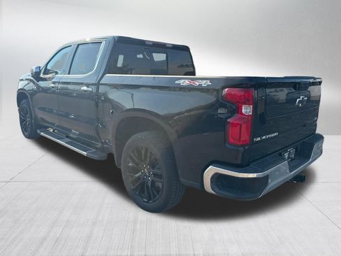 Used 2024 Chevrolet Silverado 1500 LTZ w/ LTZ Convenience Package II AWD/4WD image 3