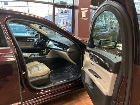 Used 2018 Cadillac CT6 Luxury image 28
