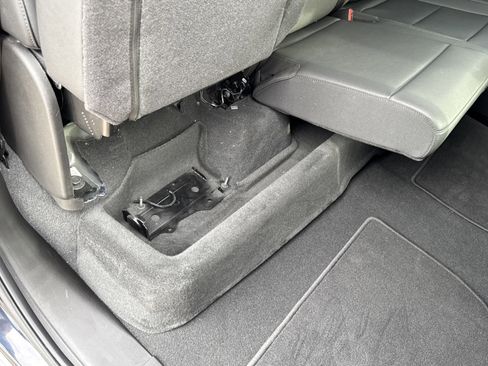 Used 2025 GMC Sierra 1500 SLT image 38