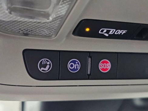 Used 2023 Chevrolet Malibu LT w/ LPO, Floor Liner Package FWD image 22