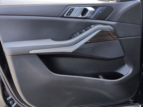 Used 2019 BMW X5 xDrive40i w/ Premium Package 2 image 14