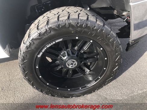 Used 2014 Chevrolet Silverado 2500 LT w/ Interior Plus Package image 22