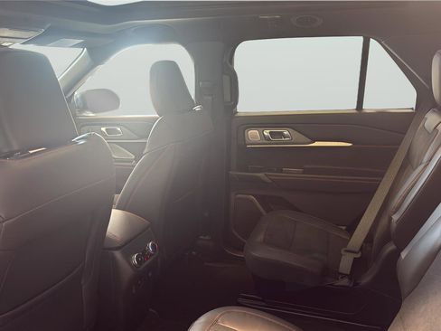 New 2026 Ford Explorer ST w/ Sun And Sound Package image 18