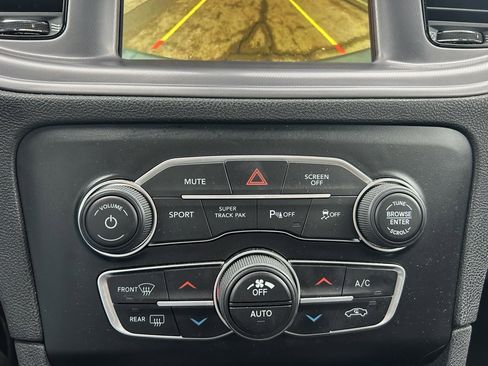 Used 2023 Dodge Charger SXT w/ Blacktop Package image 22