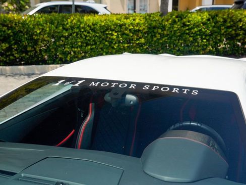 Used 2018 Lamborghini Aventador S image 42