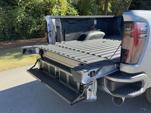 New 2026 GMC Sierra 2500 AT4 w/ AT4 Premium Plus Package image 11