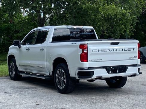 Used 2024 Chevrolet Silverado 1500 High Country AWD/4WD image 7