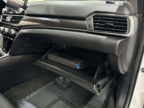Used 2022 Honda Accord Sport image 43