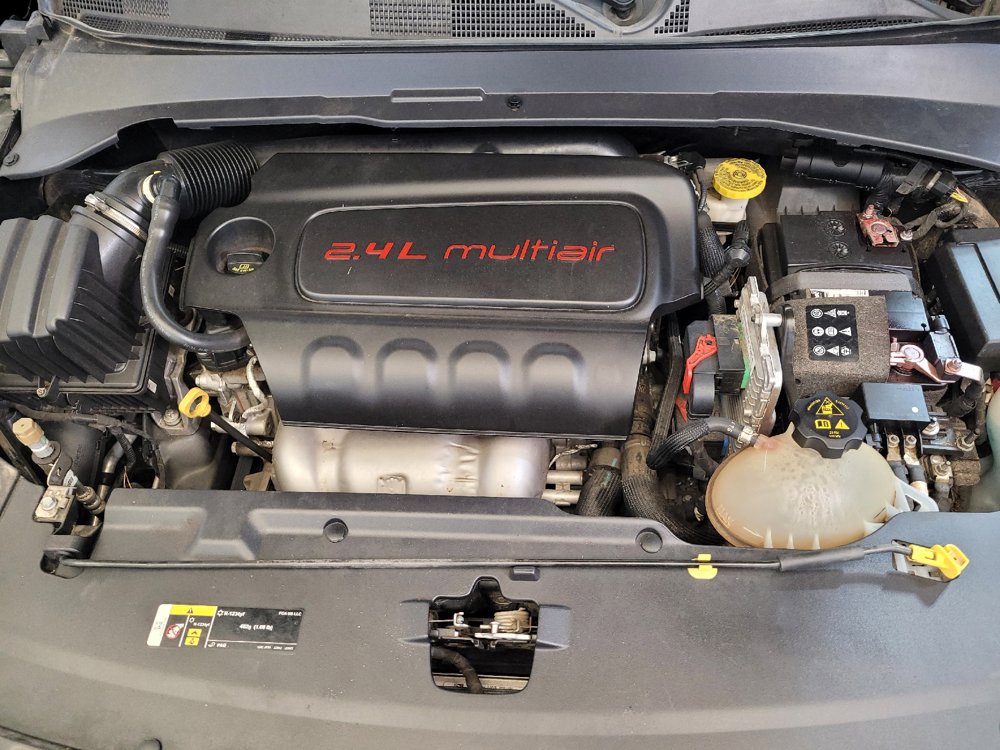 Used 2022 Jeep Compass Latitude w/ Sun and Sound Group AWD/4WD image 30