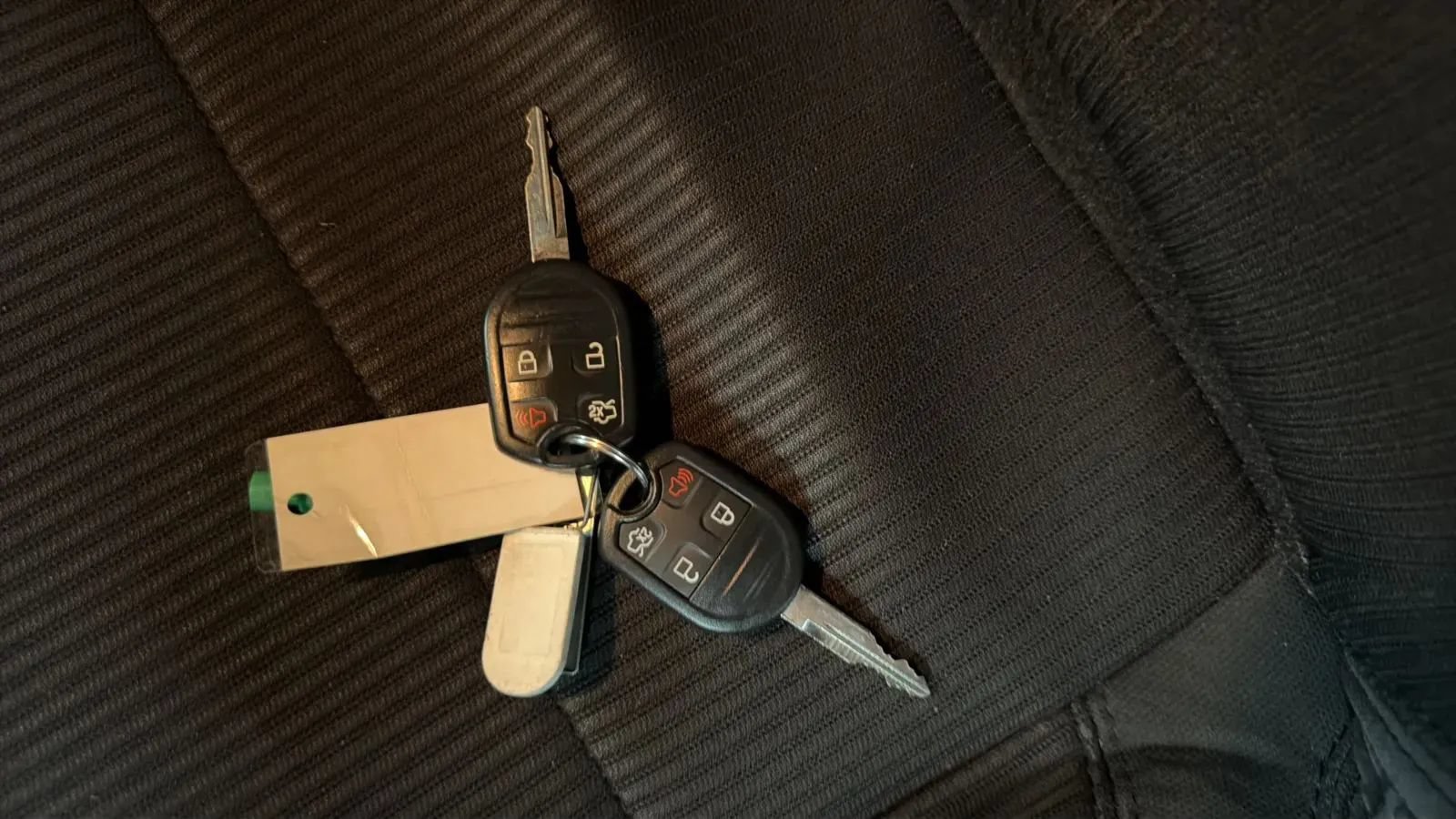 Used 2012 Ford Mustang GT RWD image 28