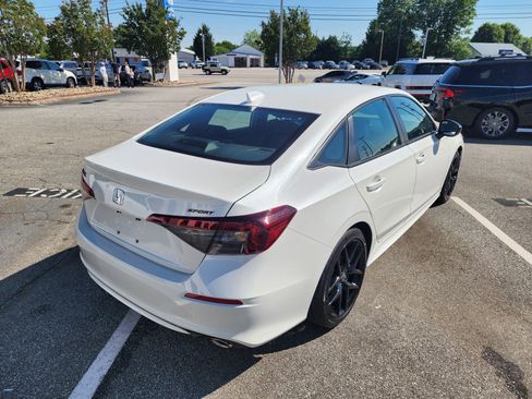 Certified 2026 Honda Civic Sport image 4