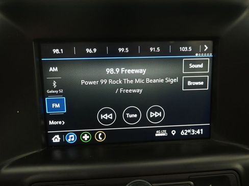 Used 2020 GMC Terrain SLE image 12