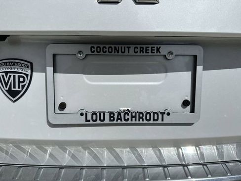 Used 2024 Mitsubishi Outlander SE image 13