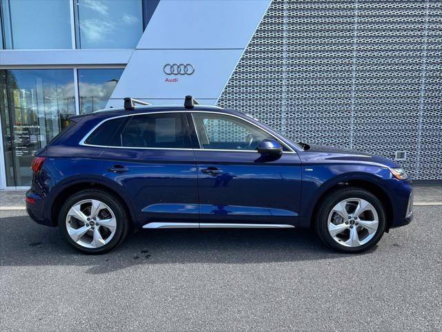 Certified 2023 Audi Q5 2.0T Prestige AWD/4WD image 2