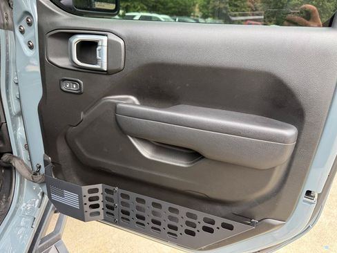 Used 2024 Jeep Gladiator Sport AWD/4WD image 29