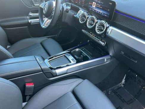 Certified 2025 Mercedes-Benz GLB 250 GLB 250 image 19