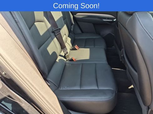 Used 2023 Cadillac XT4 Premium Luxury w/ Cold Weather Package AWD/4WD image 21