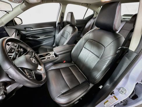 Used 2024 Nissan Altima 2.5 SR w/ SR Premium Package AWD/4WD image 15