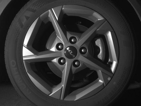 Used 2025 Kia K4 LXS image 13