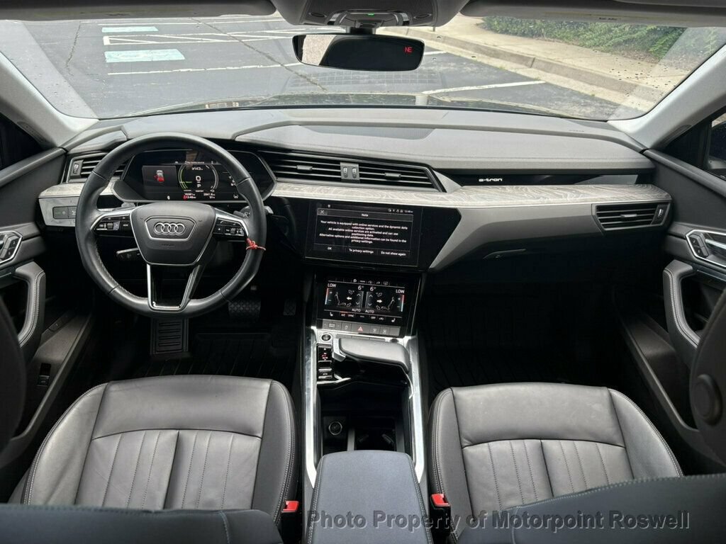 Used 2022 Audi e-tron Premium w/ Convenience Plus Package AWD/4WD image 27