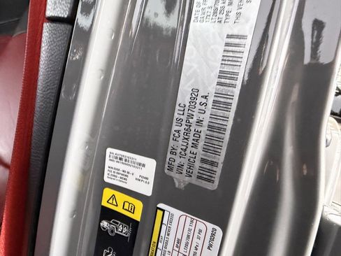 Used 2023 Jeep Wrangler Unlimited Rubicon 4xe image 41