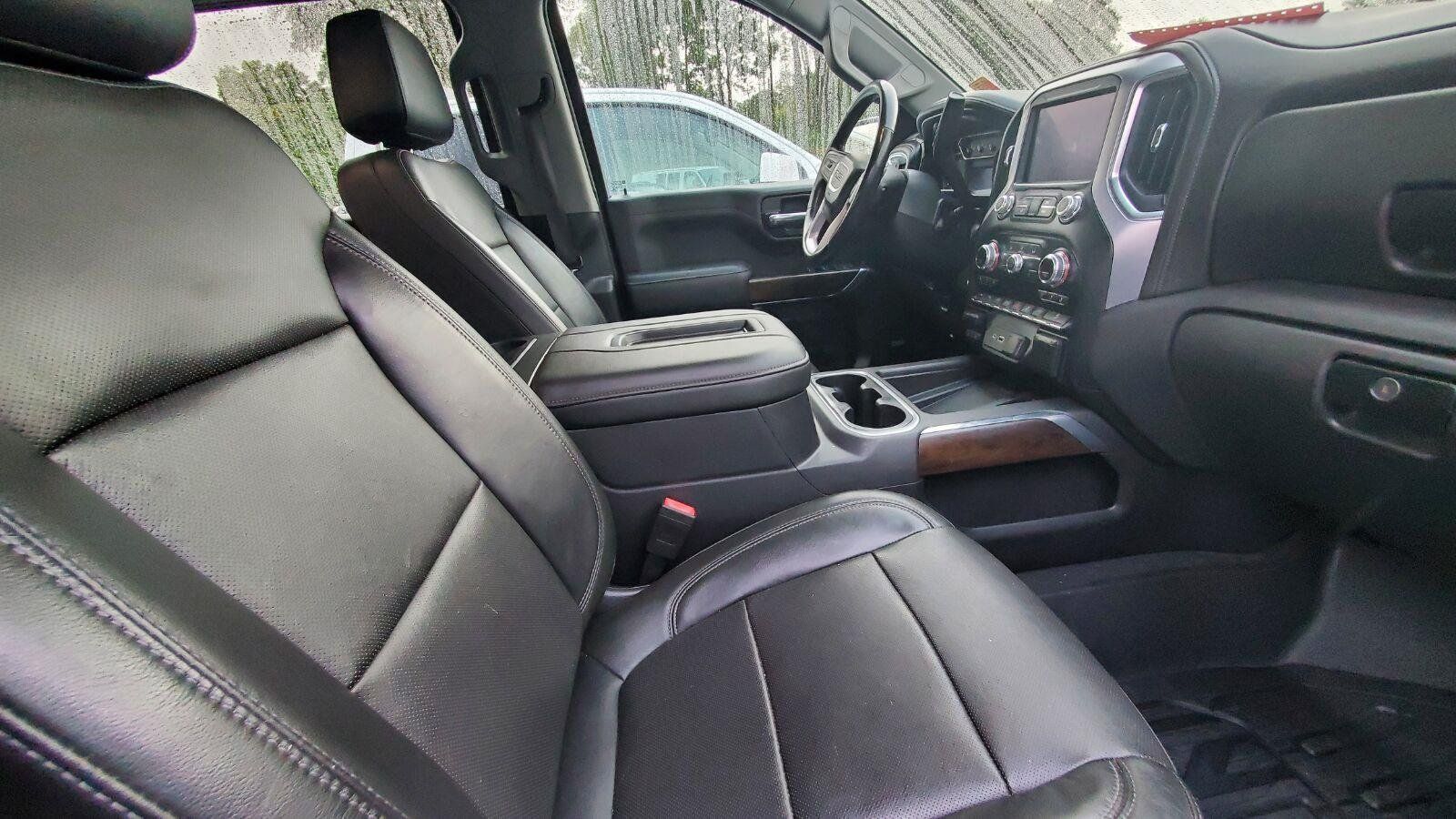 Used 2019 GMC Sierra 1500 SLT w/ SLT Premium Plus Package AWD/4WD image 4