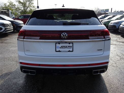 New 2025 Volkswagen Atlas Cross Sport SEL Premium R-Line image 5