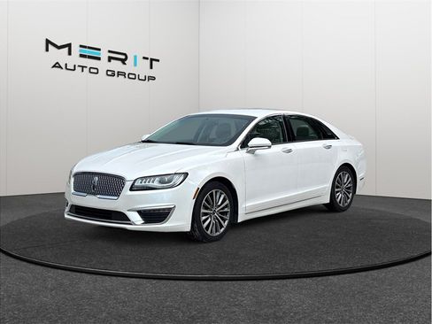 Used 2018 Lincoln MKZ Select w/ Select Plus Package FWD image 4