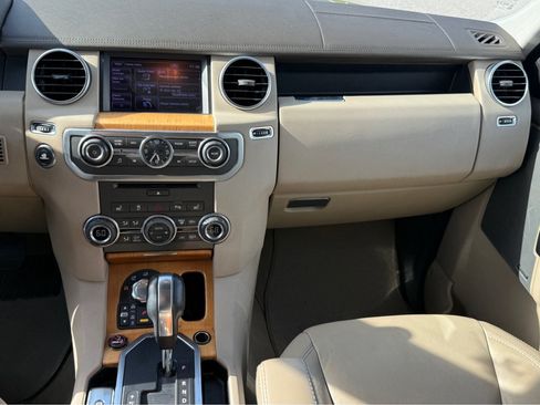 Used 2012 Land Rover LR4 HSE LUX AWD/4WD image 11