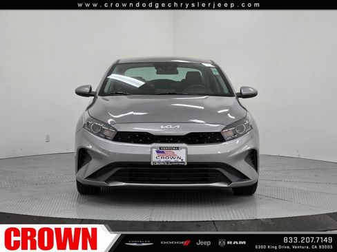 Used 2024 Kia Forte LXS FWD image 2