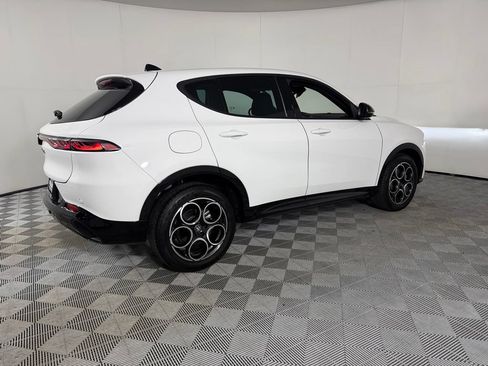 Used 2025 Alfa Romeo Tonale AWD/4WD image 7