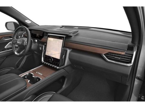 New 2026 GMC Acadia Denali Ultimate w/ LPO, Floor Liner Package AWD/4WD image 18