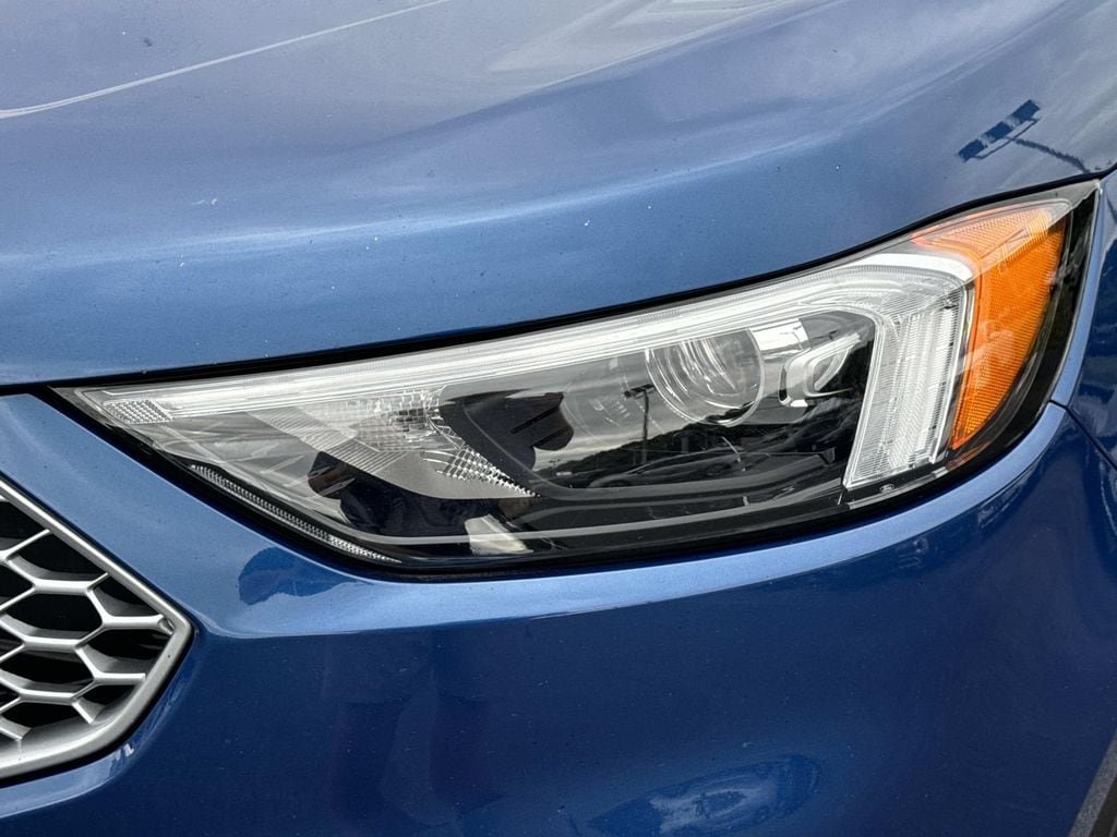 Used 2024 Ford Edge SEL AWD/4WD image 9