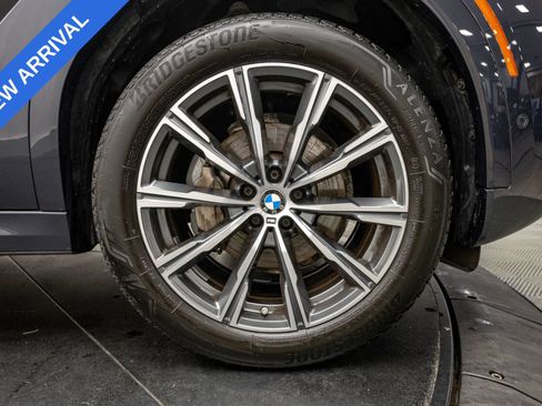 Used 2022 BMW X6 xDrive40i w/ M Sport Package AWD/4WD image 25