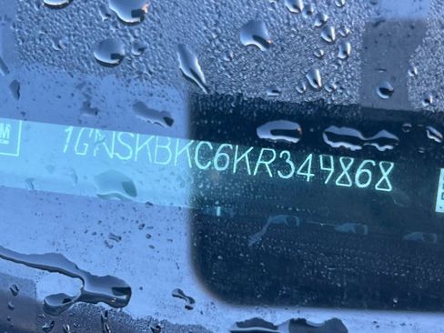 Used 2019 Chevrolet Tahoe LT image 3