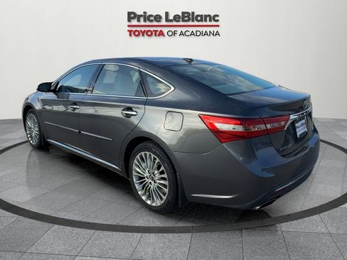 Used 2018 Toyota Avalon Limited image 5