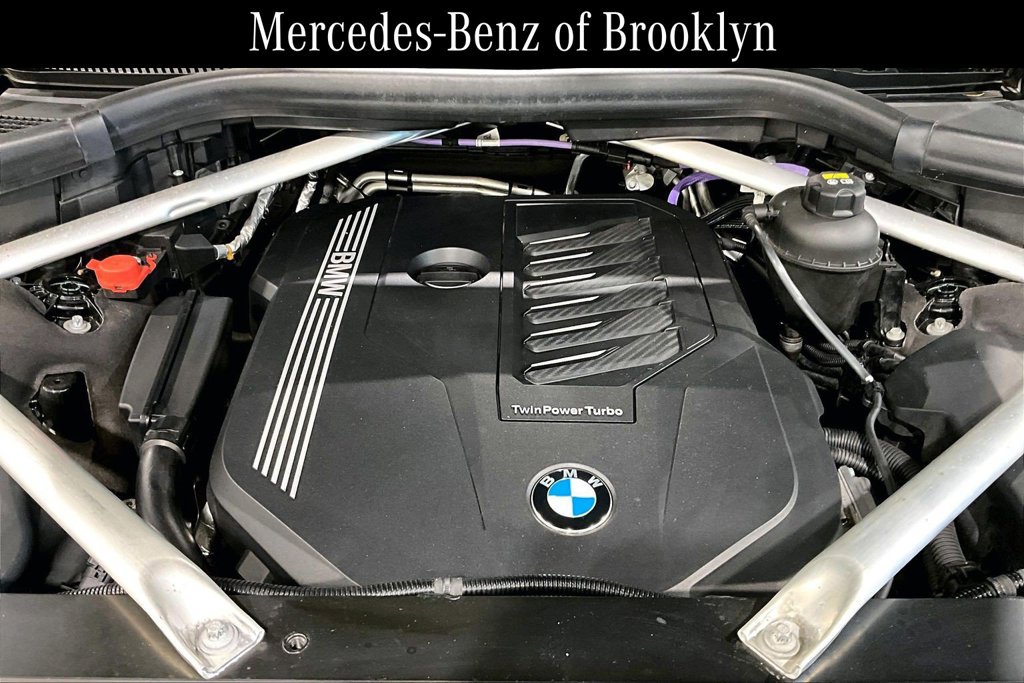 Used 2021 BMW X7 xDrive40i w/ Premium Package 2 AWD/4WD image 30