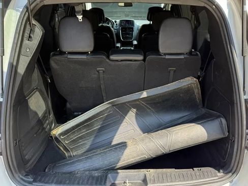 Used 2019 Dodge Grand Caravan GT image 18