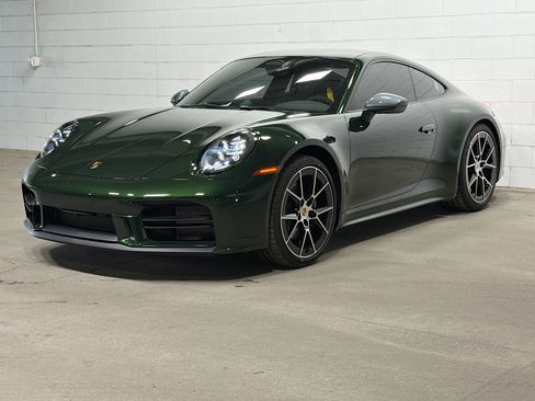 Certified 2026 Porsche 911 Carrera T RWD image 1