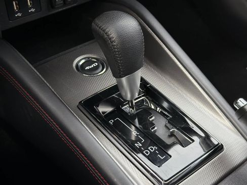 Used 2024 Mitsubishi Outlander Sport SE image 21