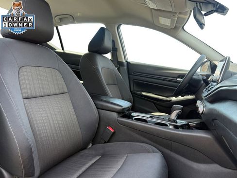 Used 2024 Nissan Altima 2.5 SV image 15