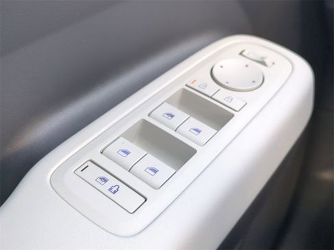 New 2026 Hyundai Santa Fe SE image 29