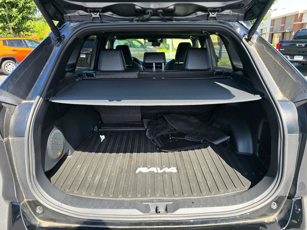 Used 2024 Toyota RAV4 XSE w/ Advanced Technology Package AWD/4WD image 6