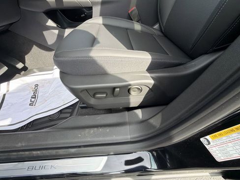 New 2026 Buick Envision Preferred image 18