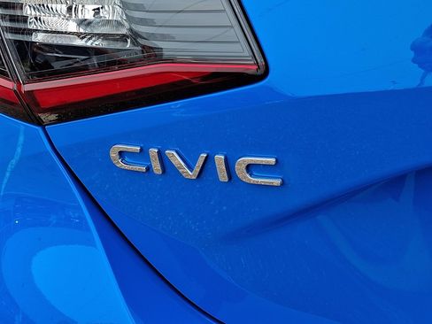 Used 2024 Honda Civic Sport Touring image 31