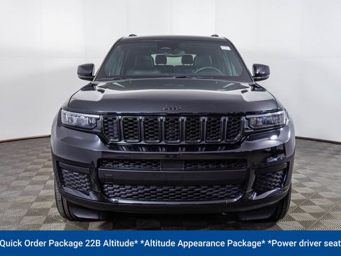 Used 2023 Jeep Grand Cherokee L Laredo AWD/4WD image 11