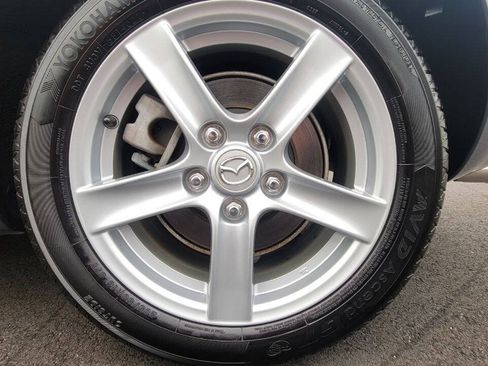 Used 2007 MAZDA MX-5 Miata Sport RWD image 34