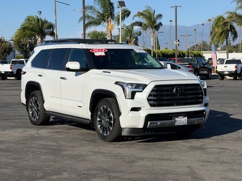 Used 2024 Toyota Sequoia Limited AWD/4WD image 3