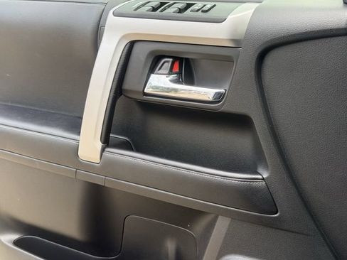 Used 2024 Toyota 4Runner SR5 Premium w/ Moonroof Package RWD image 26