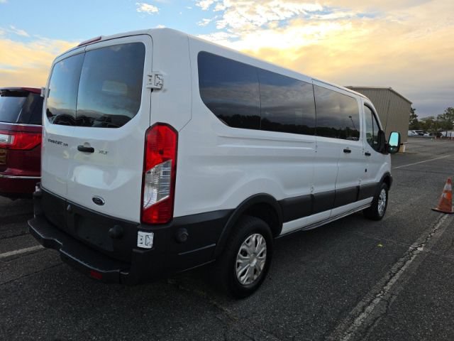 Used 2015 Ford Transit 350 XLT RWD image 4